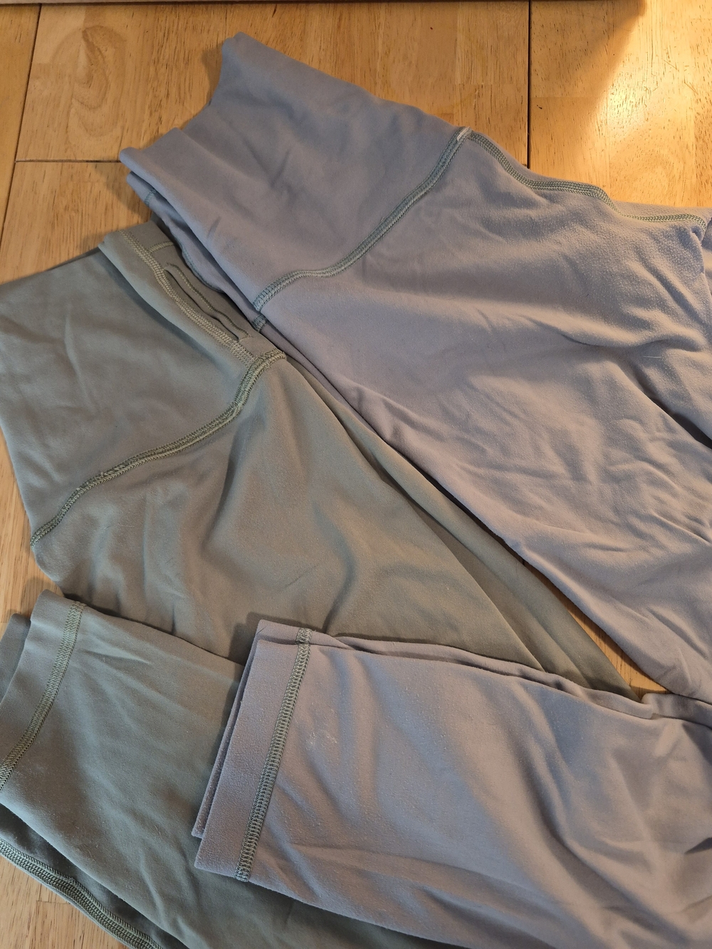 Lululemon Soft blue & Sage Cropped  Leggings Set (2 Pair)